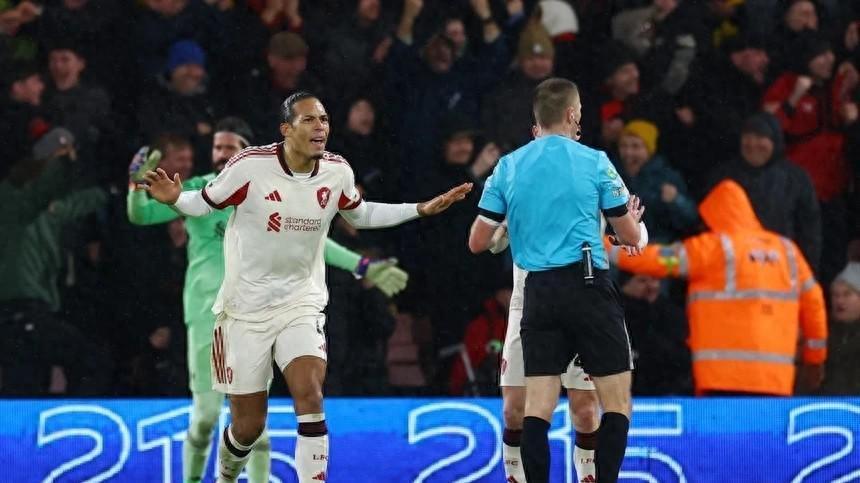 华体会体育官网-利物浦客场2-3负伯恩茅斯，范迪克低级失误引众怒