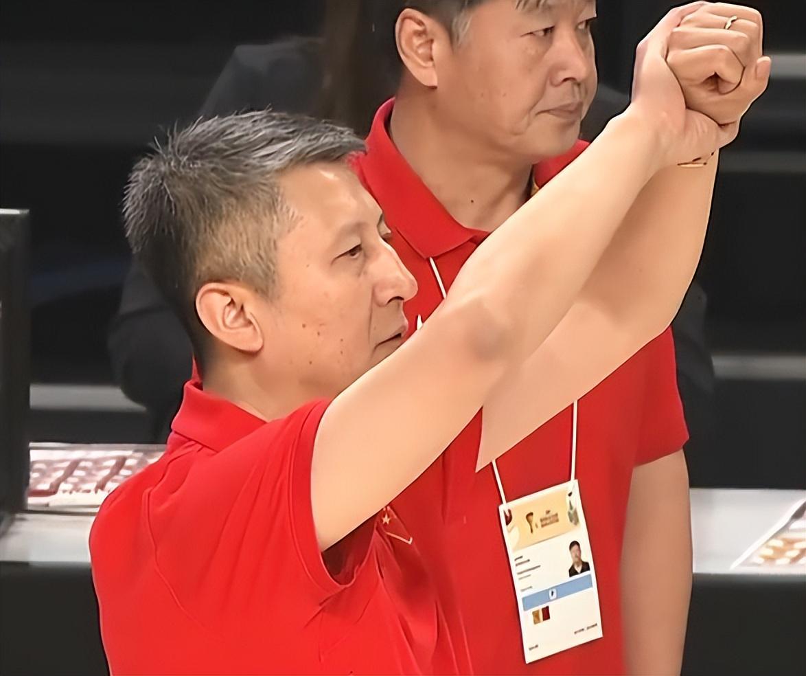 深夜十一点！日本男篮上诉遭驳回，郭士强免于处罚，中国男篮太硬